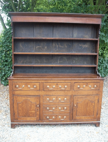 Oak George IV Dresser