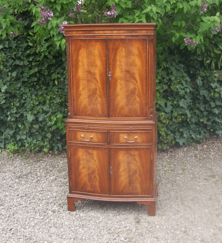 A Mahogany Cocktail Cabinet