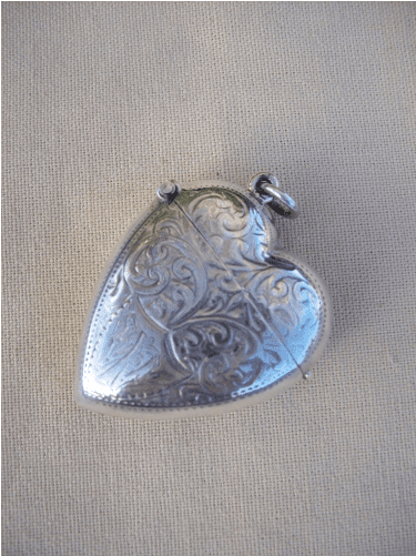 Heart Vesta Case -SOLD-