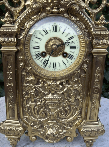 8 Day Clock & Garniture -SOLD-