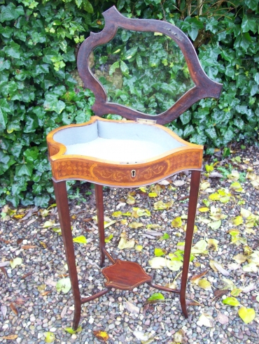Mahogany Bijouterie Table -SOLD-