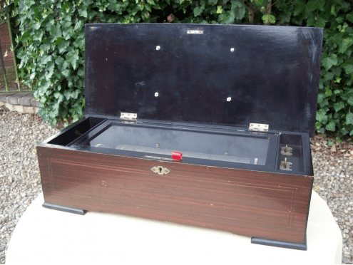  A Rosewood Music Box