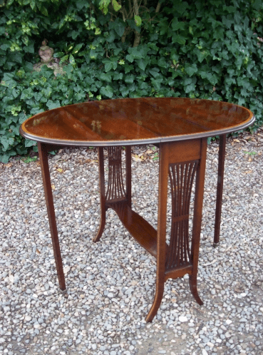 Mahogany Sutherland Table -SOLD-