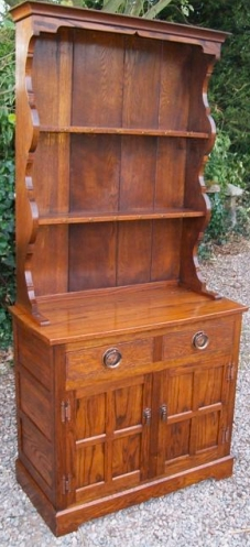 Small Oak Dresser