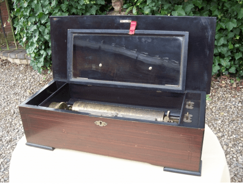  A Rosewood Music Box
