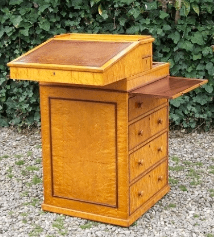 CFA 122 - A Birdseye Maple Davenport