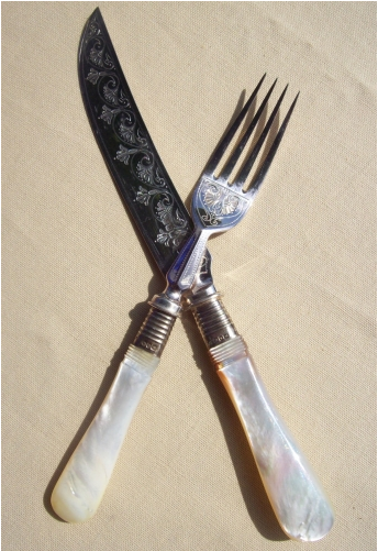 A Set of 6 Mother of pearl Knife & Forks (Birmingham 1895)