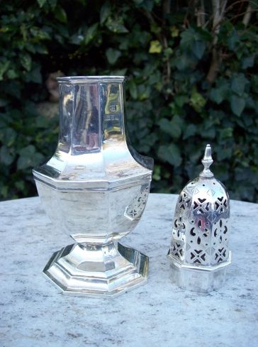 Silver Sugar Shaker (Chester 1918)