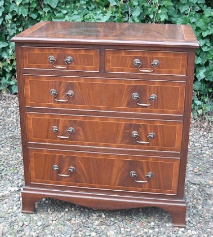 A Mahogany & Boxwood Chest of Drawers -SOLD-