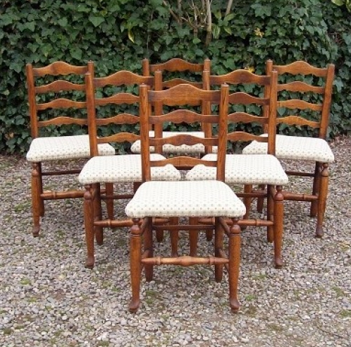 Set of 6 Oak Chairs -SOLD-