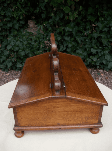 A Mahogany/Rosewood Cutlery Tray