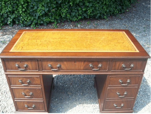Mahogany Pedestal Desk -SOLD-
