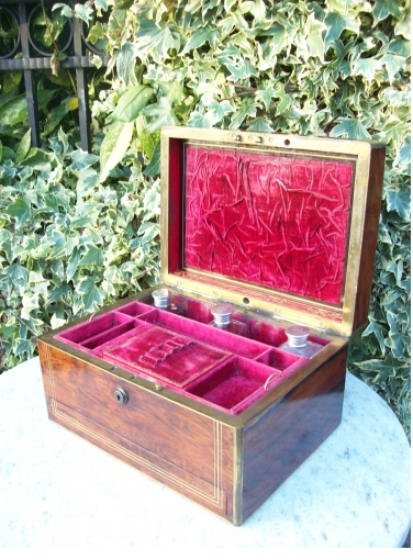 A Regency Rosewood Vanity Box