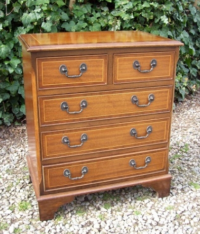 Mahogany Chest of Drawers -SOLD-