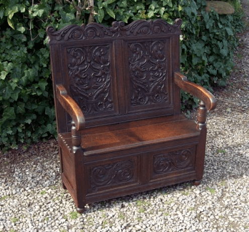 Small Oak Box Settle -SOLD-