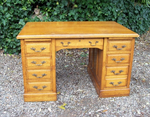 Oak Pedestal Desk -SOLD-