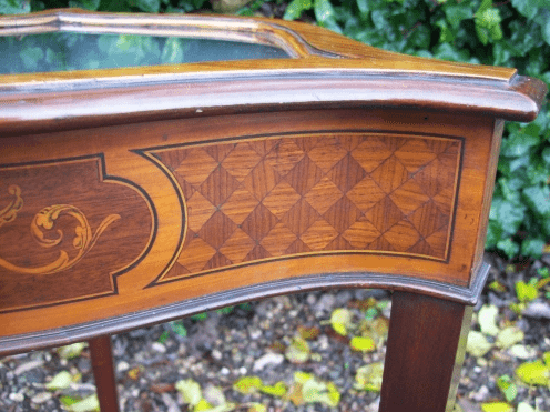 Mahogany Bijouterie Table -SOLD-