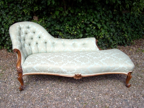 Walnut Chaise Longue -SOLD-
