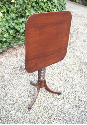 Mahogany Tilt Top Table