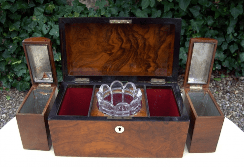 A Victorian Burr Walnut Tea Caddy
