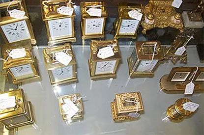 corner farms antiques clocks