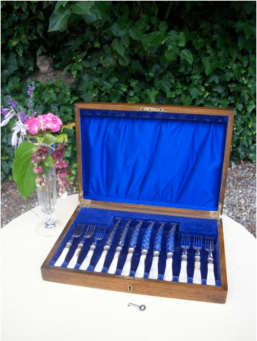 A Set of 6 Mother of pearl Knife & Forks (Birmingham 1895)
