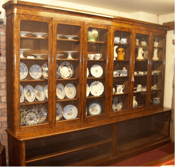 CFA 2639 - A Superb 19th Century Walnut Bookcase