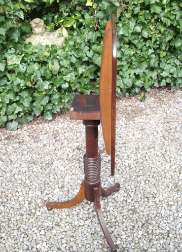 Mahogany Tilt Top Table